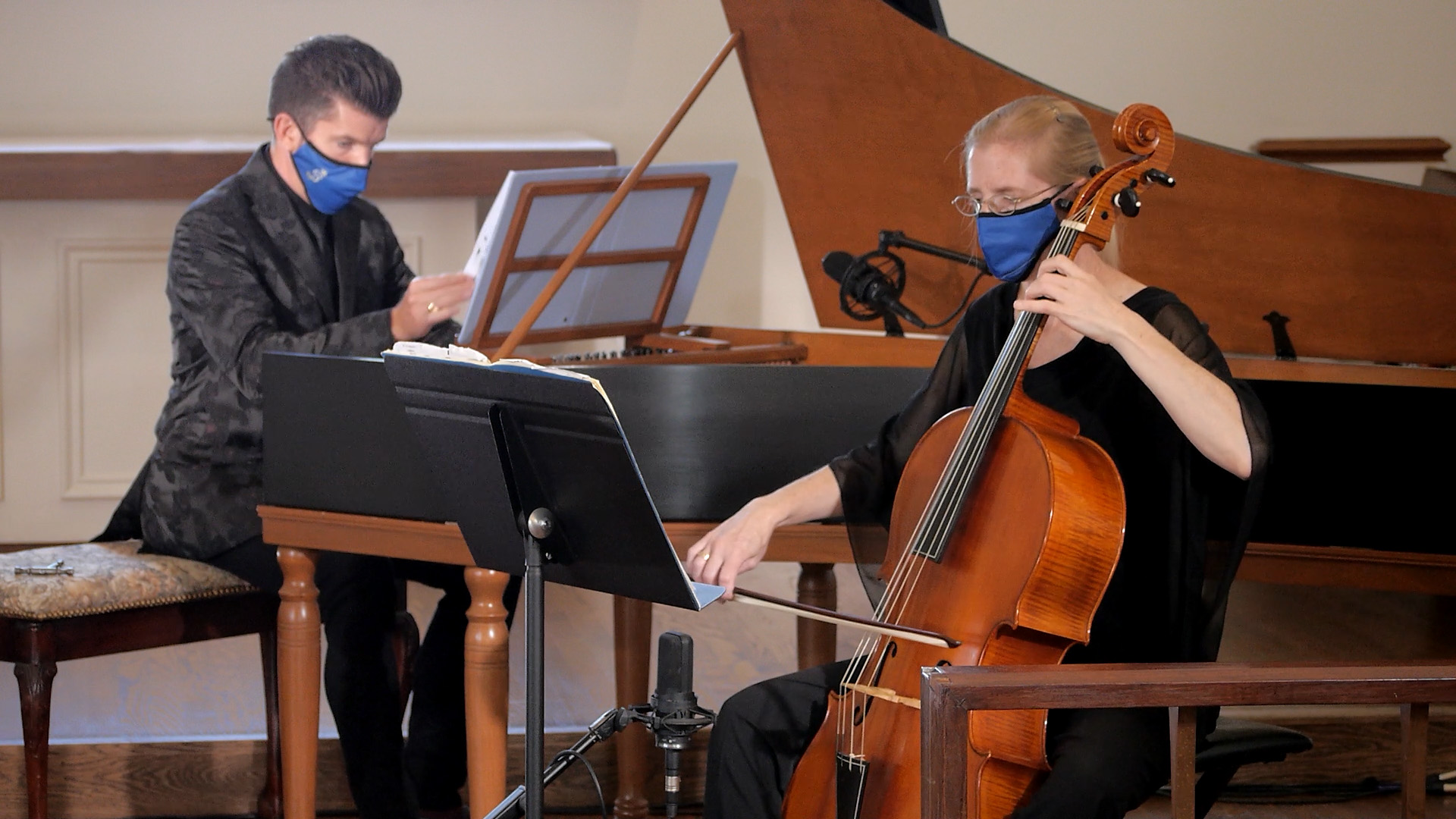 harpsichord and cello performing